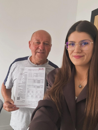 Pan Zbigniew przedstawia rezultaty schudnięcia dzięki poradzie dietetycznej